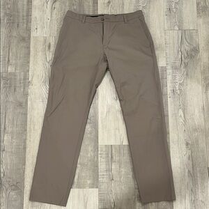 Vineyard Vines Khaki Pants